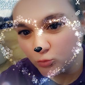 Meet your Posher, Steph